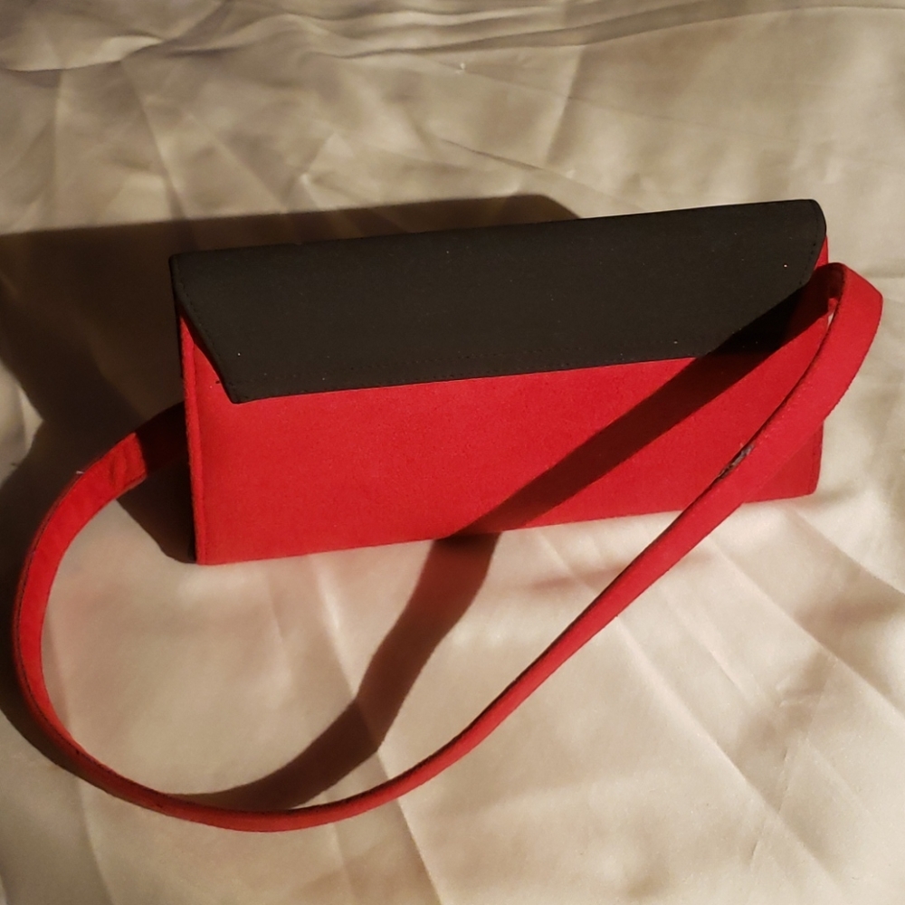 Purse - Picture 3 of 9
